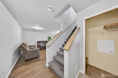 5670 Swift Creek Drive, Mount Vernon, WA 98273 - Photo 3