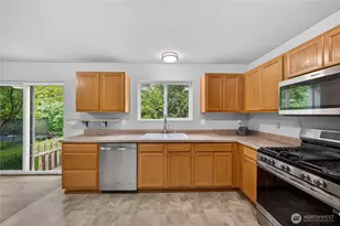 5670 Swift Creek Dr, Mount Vernon, WA 98273 - Photo 13