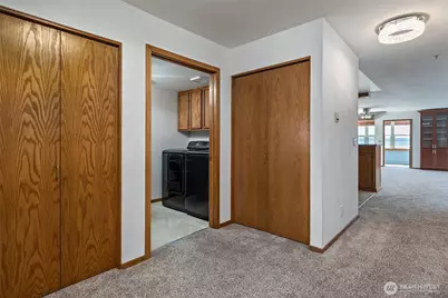 651 SE Bayshore Drive #E102, Oak Harbor, WA 98277 - Photo 9
