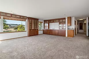 651 SE Bayshore Dr, Oak Harbor, WA 98277 - Photo 25