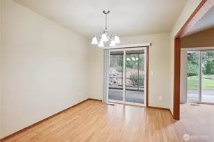 2336 W Castleman St, Longview, WA 98632 - Photo 9