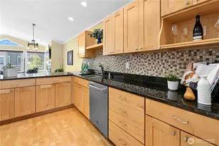 520 Walnut St, Edmonds, WA 98020 - Photo 25