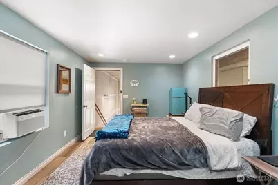8178 Sandy Road NE, Bremerton, WA 98311 - Photo 11