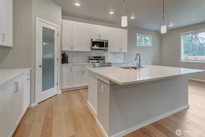 18208 37th Avenue Ct E, Tacoma, WA 98446 - Photo 3
