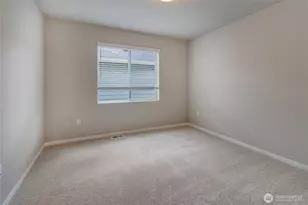 18208 37th Ave Ct E, Tacoma, WA 98446 - Photo 19