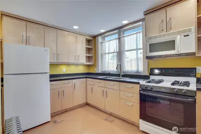 1021 N 5th Street, Tacoma, WA 98403 - Photo 29
