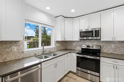 9815 178th Way SW, Rochester, WA 98579 - Photo 15