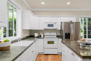 21712 SE 259th St, Maple Valley, WA 98038 - Photo 23