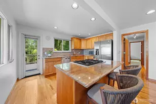 4536 119th Ave SE, Bellevue, WA 98006 - Photo 7