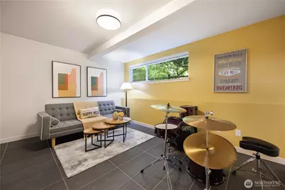 2705 S Charlestown Street, Seattle, WA 98108 - Photo 21