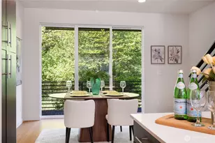 2705 S Charlestown St, Seattle, WA 98108 - Photo 9
