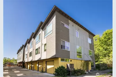 2705 S Charlestown Street, Seattle, WA 98108 - Photo 1