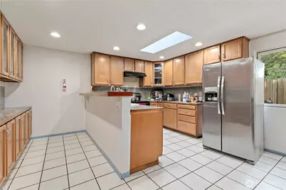 23442 27th Avenue S, Des Moines, WA 98198 - Photo 5