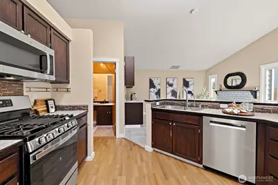 5306 169th Place SW, Lynnwood, WA 98037 - Photo 11