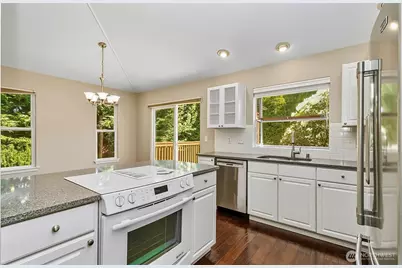 9524 2nd Street SE #9, Lake Stevens, WA 98258 - Photo 5