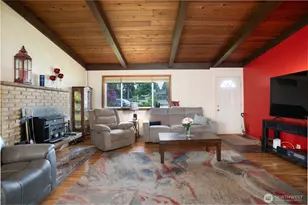 2132 Firland Dr, Puyallup, WA 98371 - Photo 5