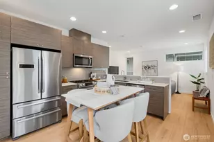 139 22nd Ave E, Seattle, WA 98112 - Photo 7
