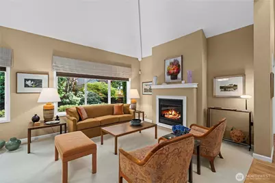 102 8th Lane #102, Kirkland, WA 98033 - Photo 7