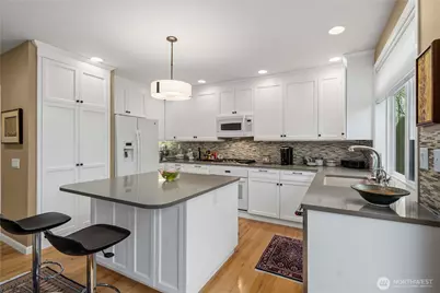 102 8th Lane #102, Kirkland, WA 98033 - Photo 13