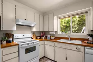 4915 N 37th St, Tacoma, WA 98407 - Photo 9