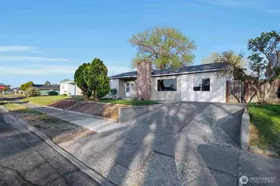 807 S Hawthorne Drive, Moses Lake, WA 98837 - Photo 5