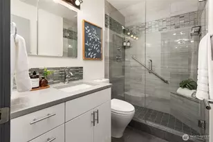6201 Lake Washington Blvd NE, Kirkland, WA 98033 - Photo 17