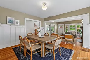 4015 Ashworth Ave N, Seattle, WA 98103 - Photo 9