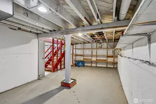 4015 Ashworth Ave N, Seattle, WA 98103 - Photo 31