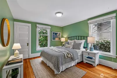 4015 Ashworth Avenue N, Seattle, WA 98103 - Photo 15