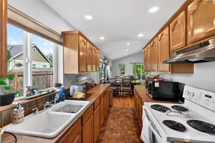 12215 34th St Ct E, Edgewood, WA 98372 - Photo 11