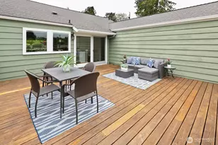 2660 36th Ave W, Seattle, WA 98199 - Photo 25