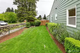 2660 36th Ave W, Seattle, WA 98199 - Photo 31