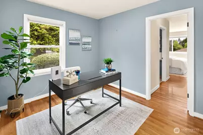 2660 36th Avenue W, Seattle, WA 98199 - Photo 11