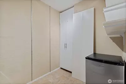 610 Wheeler Street #301, Seattle, WA 98109 - Photo 27