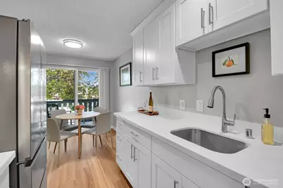 7217 NE 175th Street #220, Kenmore, WA 98028 - Photo 9