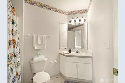 8202 204th Avenue Ct E, Bonney Lake, WA 98391 - Photo 37