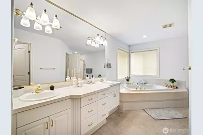 8202 204th Avenue Ct E, Bonney Lake, WA 98391 - Photo 23