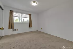 20620 76th Ave W, Edmonds, WA 98026 - Photo 13