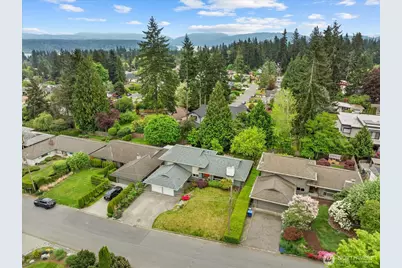17013 NE 18th Street, Bellevue, WA 98008 - Photo 33