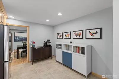 17013 NE 18th Street, Bellevue, WA 98008 - Photo 9