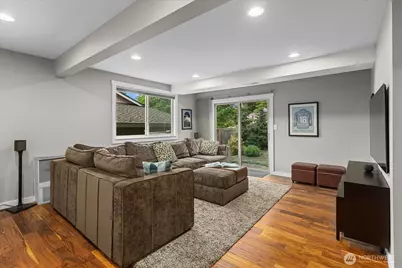 17013 NE 18th Street, Bellevue, WA 98008 - Photo 19