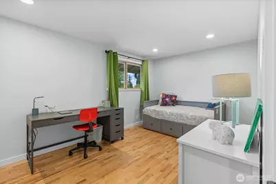 17013 NE 18th Street, Bellevue, WA 98008 - Photo 13