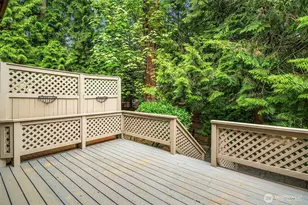 13706 NE 85th St, Redmond, WA 98052 - Photo 25