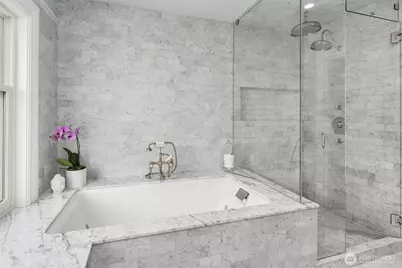 2833 10th Avenue E, Seattle, WA 98102 - Photo 21