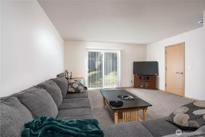 10910 10912 Fruitland Avenue E, Puyallup, WA 98373 - Photo 7