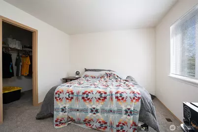 10910 10912 Fruitland Avenue E, Puyallup, WA 98373 - Photo 13