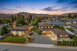 185 31st St NW, East Wenatchee, WA 98802 - Photo 1