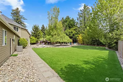 8107 204th Avenue Ct E, Bonney Lake, WA 98391 - Photo 31