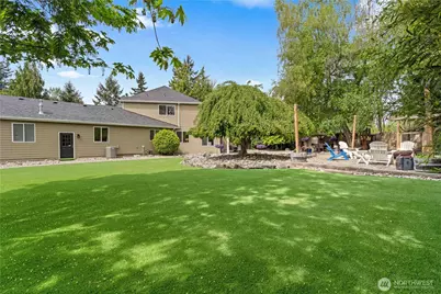8107 204th Avenue Ct E, Bonney Lake, WA 98391 - Photo 29