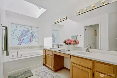 2000 Village Green Drive #26, Mill Creek, WA 98012 - Photo 21
